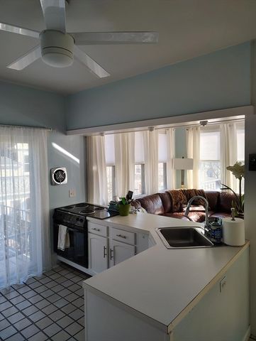 357 Lafayette St 2, Salem, MA 01970