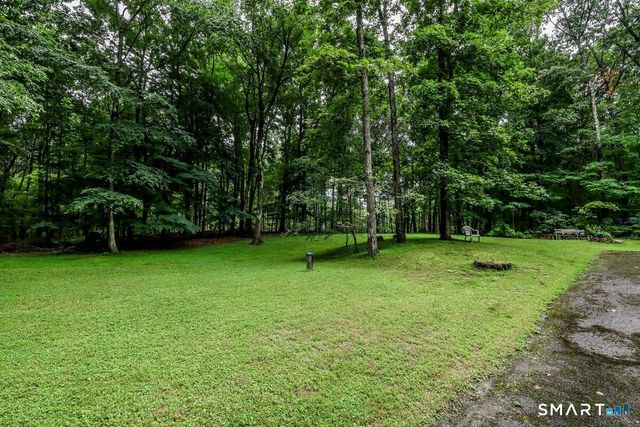 21 April Drive, New Milford, CT 06776