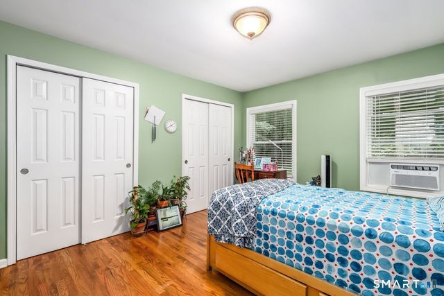 21 April Drive, New Milford, CT 06776