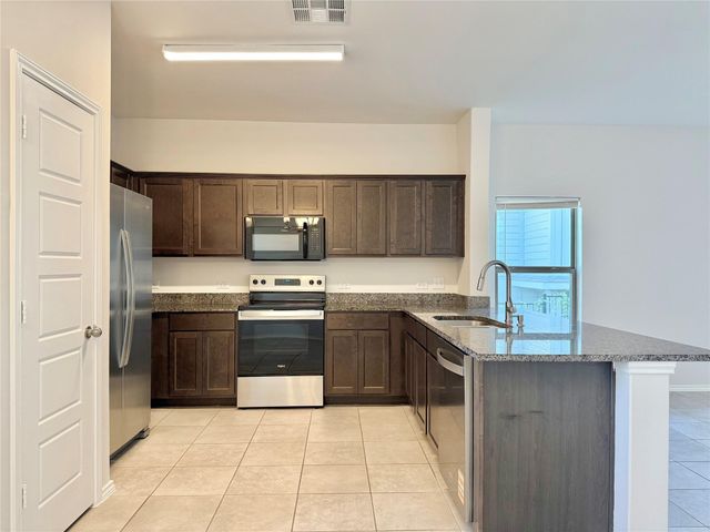 128 Dodge RD, Georgetown, TX 78626