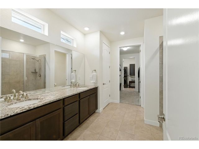 8844 S Sicily Ct, Aurora, CO 80016