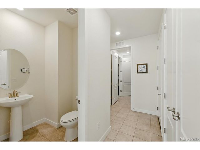 8844 S Sicily Ct, Aurora, CO 80016