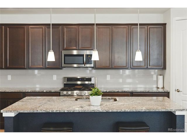 8844 S Sicily Ct, Aurora, CO 80016