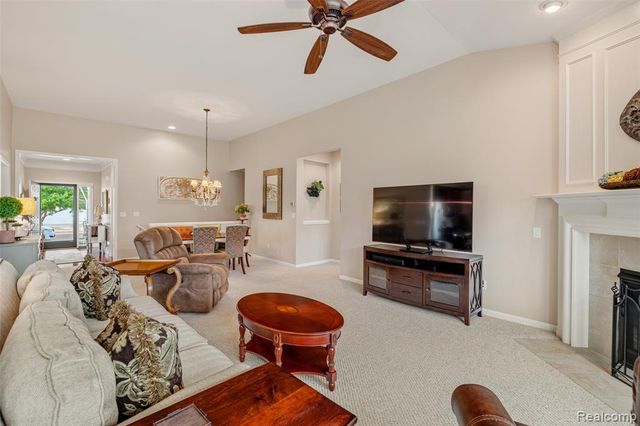 49502 Lakewood Street 93, Macomb, MI 48042