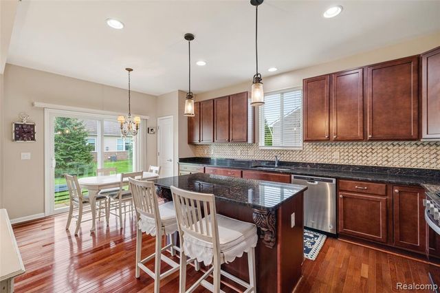 49502 Lakewood Street 93, Macomb, MI 48042