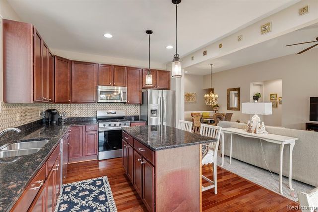 49502 Lakewood Street 93, Macomb, MI 48042