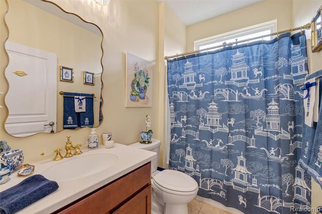 49502 Lakewood Street 93, Macomb, MI 48042