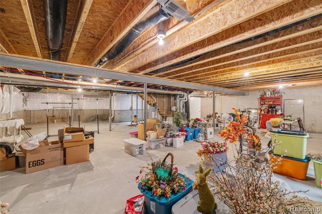 49502 Lakewood Street 93, Macomb, MI 48042