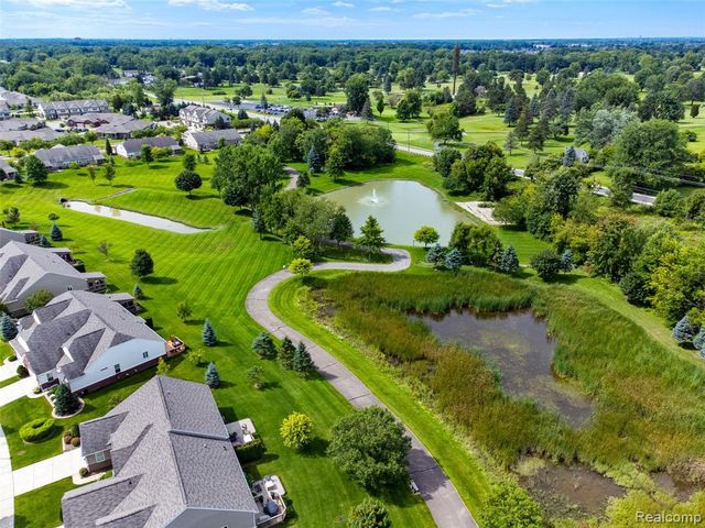 49502 Lakewood Street 93, Macomb, MI 48042