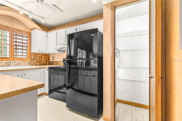 420 N BAYSHORE BOULEVARD 102, Clearwater, FL 33759