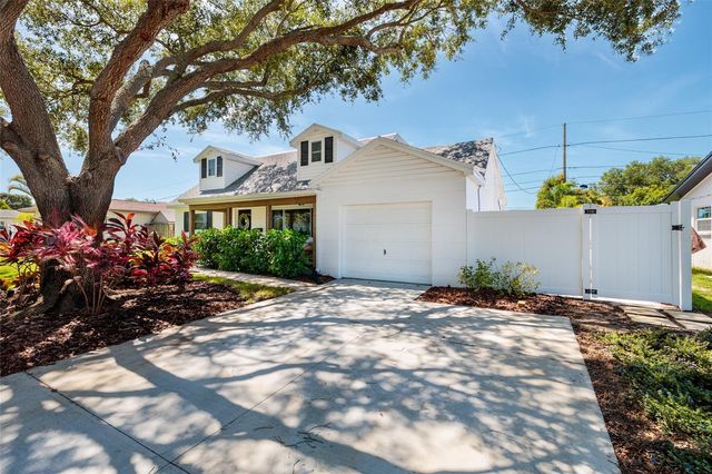 5950 35TH AVENUE N, St Petersburg, FL 33710