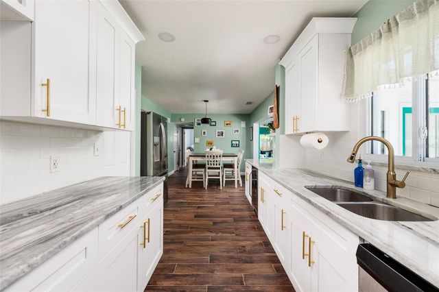 5950 35TH AVENUE N, St Petersburg, FL 33710