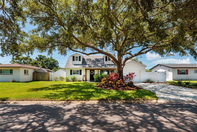 5950 35TH AVENUE N, St Petersburg, FL 33710