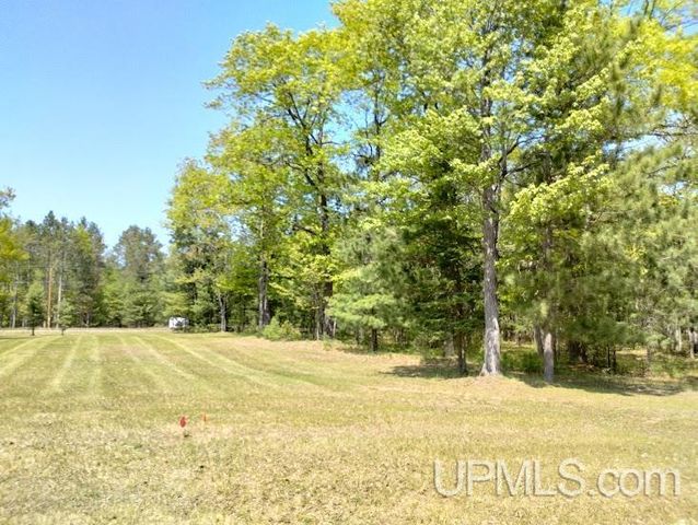 10492 Breezy R.22 Lane, Rapid River, MI 49878