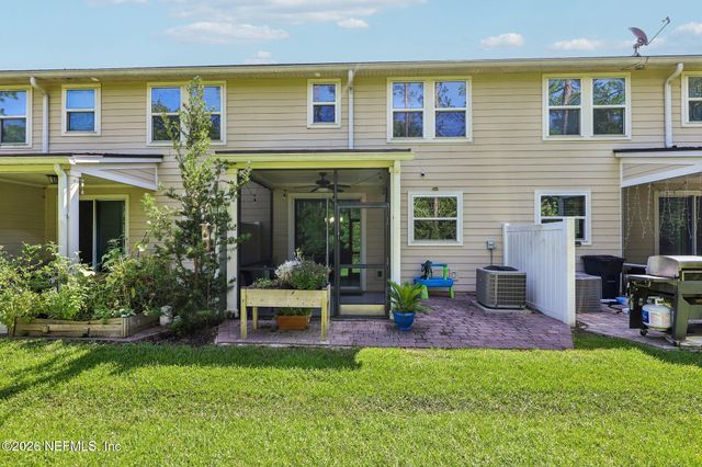 205 RICHMOND Drive, St. Johns, FL 32259