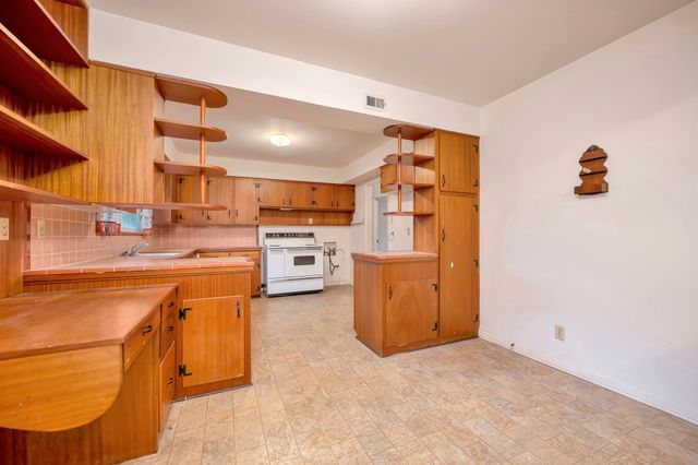 1511 Tulip Drive, Arlington, TX 76013