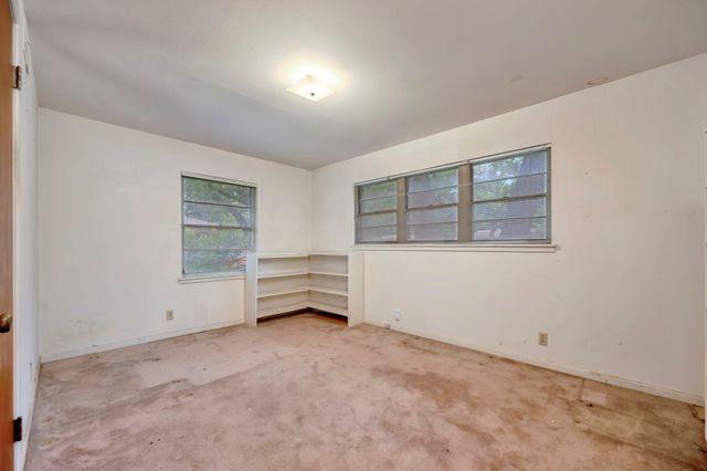 1511 Tulip Drive, Arlington, TX 76013