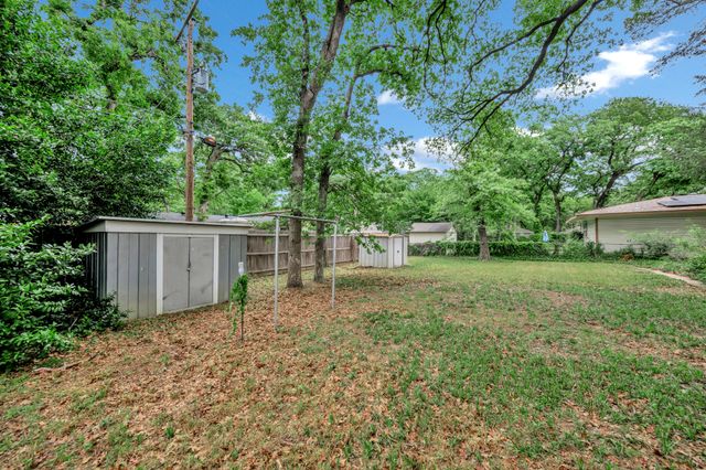 1511 Tulip Drive, Arlington, TX 76013