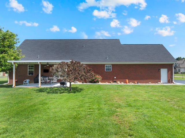 560 Crosswood Ct, Murfreesboro, TN 37127