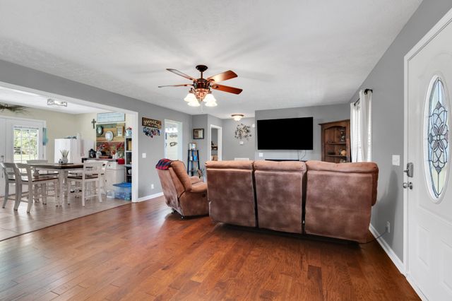 560 Crosswood Ct, Murfreesboro, TN 37127