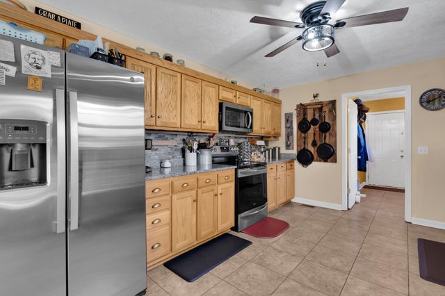 560 Crosswood Ct, Murfreesboro, TN 37127