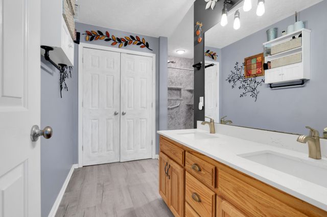 560 Crosswood Ct, Murfreesboro, TN 37127