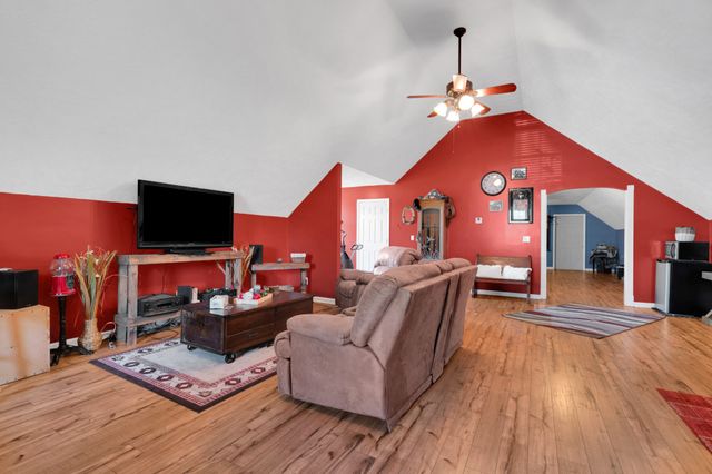 560 Crosswood Ct, Murfreesboro, TN 37127