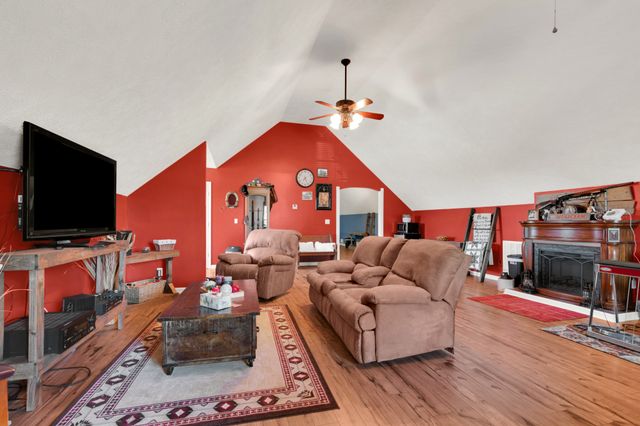 560 Crosswood Ct, Murfreesboro, TN 37127