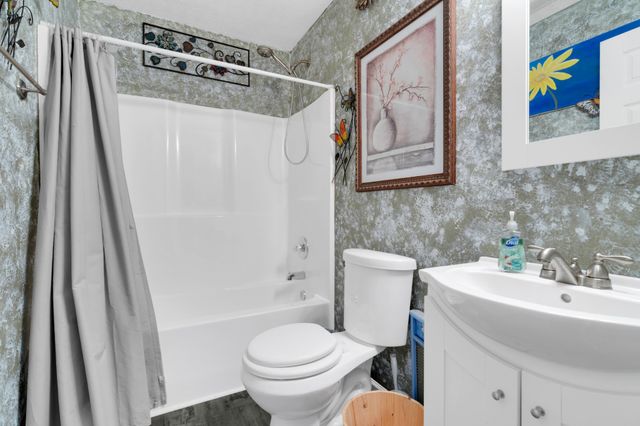 560 Crosswood Ct, Murfreesboro, TN 37127