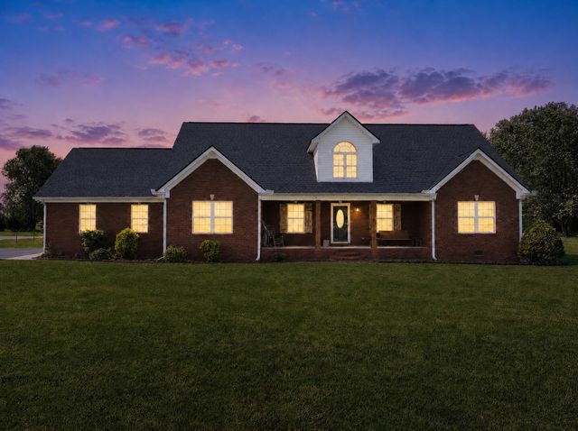 560 Crosswood Ct, Murfreesboro, TN 37127