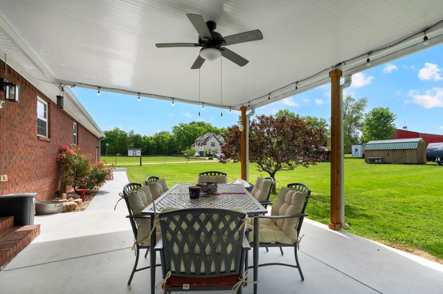560 Crosswood Ct, Murfreesboro, TN 37127