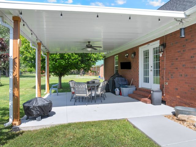 560 Crosswood Ct, Murfreesboro, TN 37127