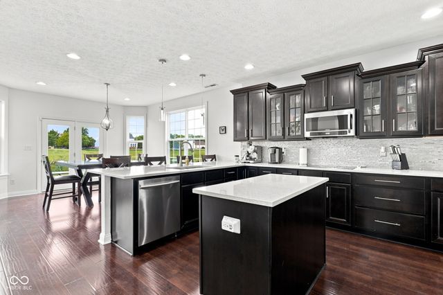 12002 Logan Hunter Trail, Noblesville, IN 46060