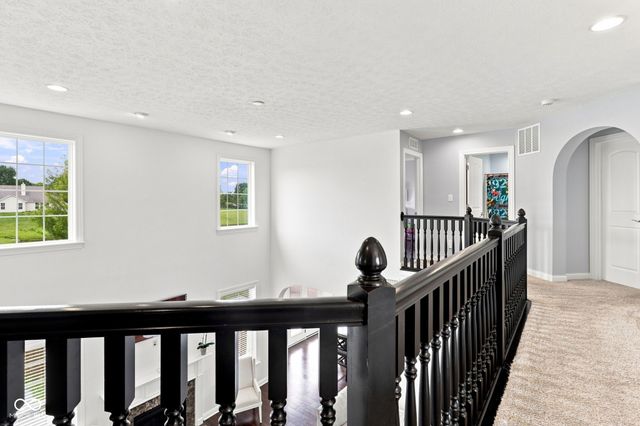 12002 Logan Hunter Trail, Noblesville, IN 46060