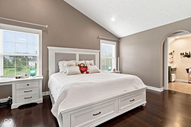 12002 Logan Hunter Trail, Noblesville, IN 46060