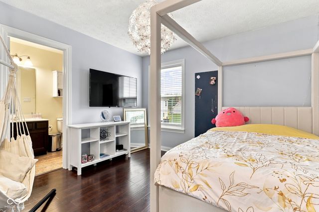 12002 Logan Hunter Trail, Noblesville, IN 46060