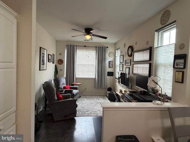 81 PELICAN, Thorofare, NJ 08086