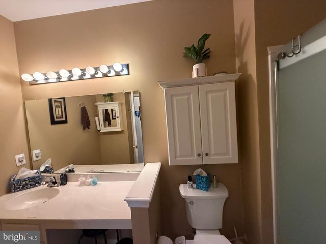81 PELICAN, Thorofare, NJ 08086