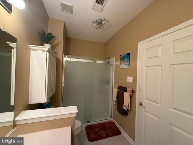 81 PELICAN, Thorofare, NJ 08086