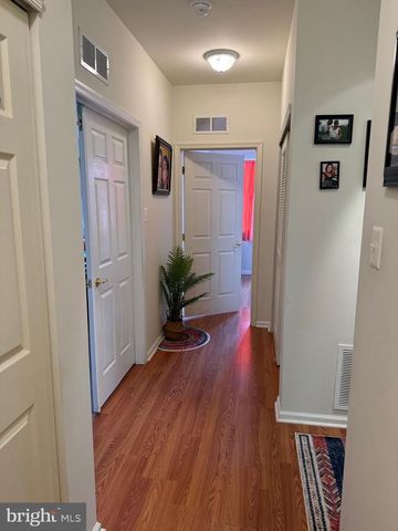 81 PELICAN, Thorofare, NJ 08086