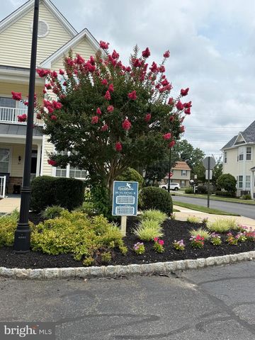 81 PELICAN, Thorofare, NJ 08086
