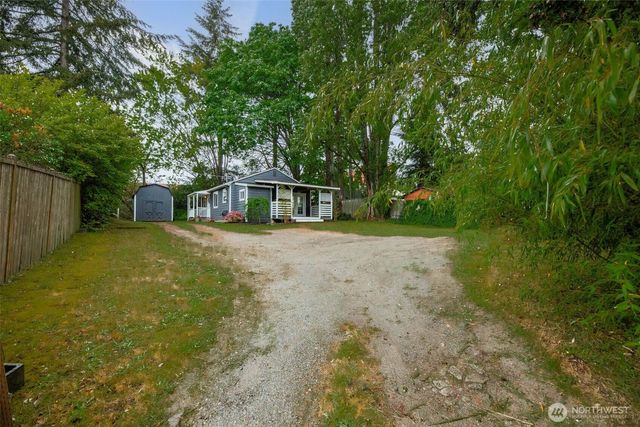 15504 25th Avenue NE, Shoreline, WA 98155