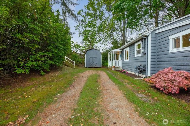 15504 25th Avenue NE, Shoreline, WA 98155