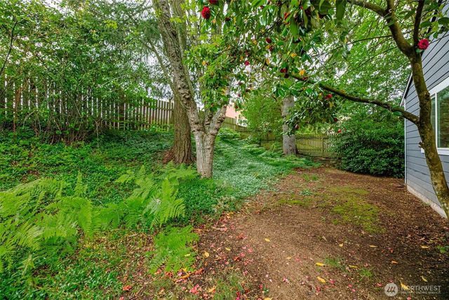 15504 25th Avenue NE, Shoreline, WA 98155