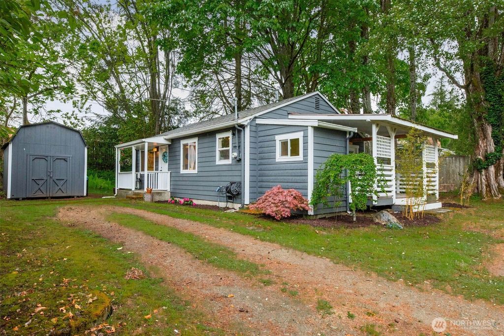15504 25th Avenue NE, Shoreline, WA 98155