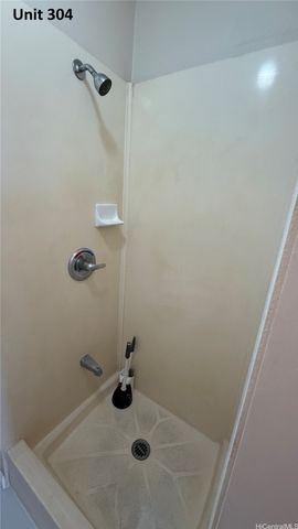 1454 Pele Street 304, Honolulu, HI 96813