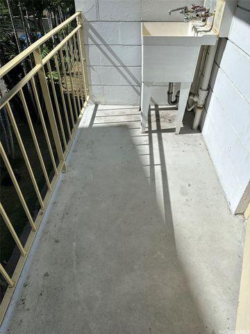 1454 Pele Street 304, Honolulu, HI 96813