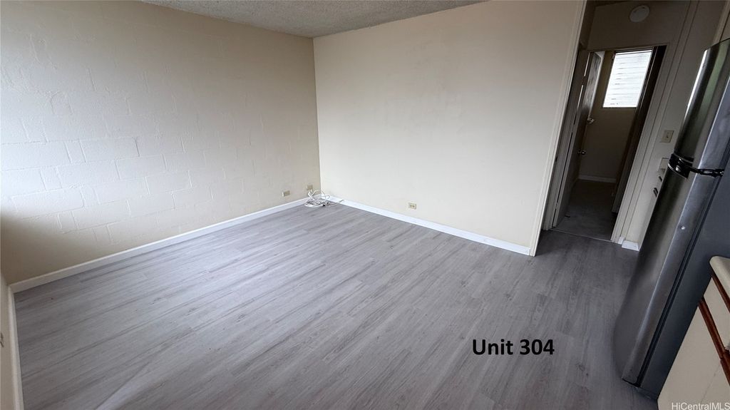 1454 Pele Street 304, Honolulu, HI 96813