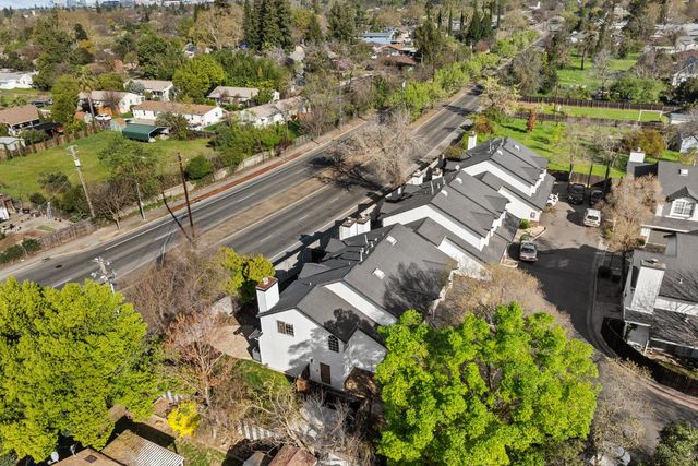 4756 67th St, Sacramento, CA 95820