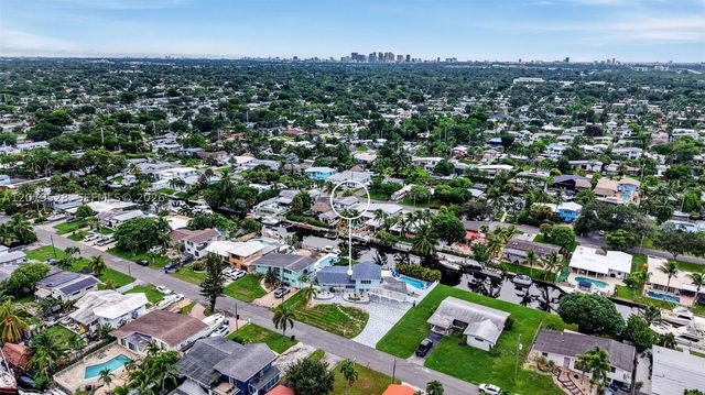 2518 Tortugas Ln, Fort Lauderdale, FL 33312